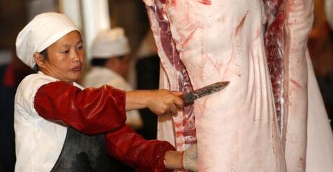 预计短期猪价上行概率大，屠企与养户博弈或更激烈