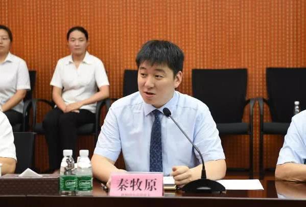 去年年中以来,秦牧原频繁对接各地政府部门,负责牧原集团项目对接工作