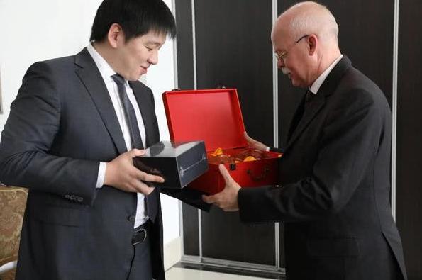 牧原集团副总裁秦牧原秦英林儿子当选南阳市政协常委