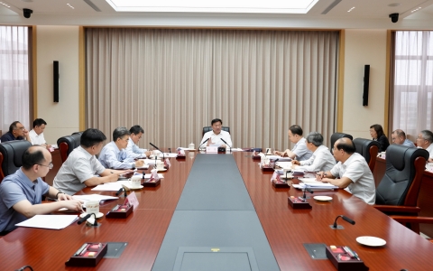 农业农村部党组召开巩固拓展脱贫攻坚成果工作蹲点调研交流会