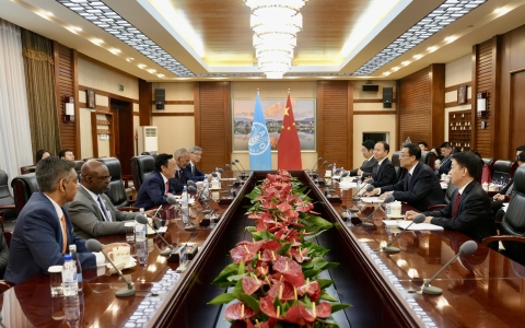 张柱会见联合国粮农组织总干事屈冬玉