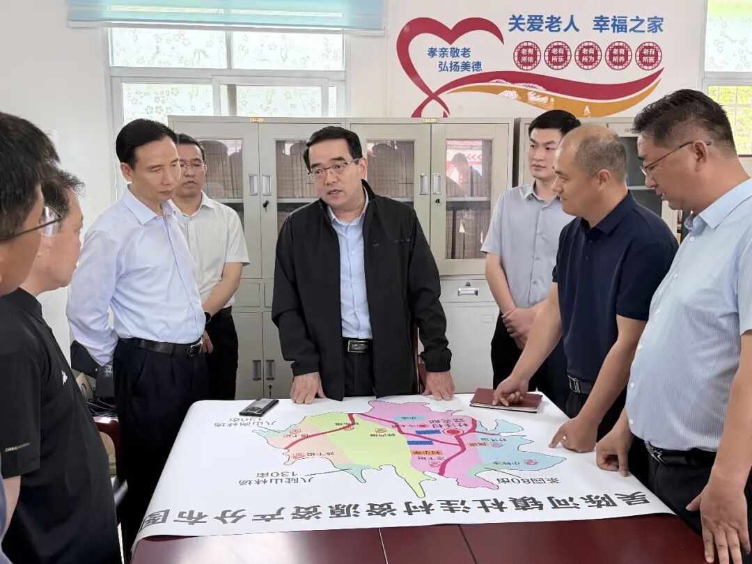 孙巍峰赴信阳市调研农业农村重点工作看望慰问驻村干部