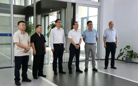 孙巍峰赴信阳市调研畜牧业高质量发展工作